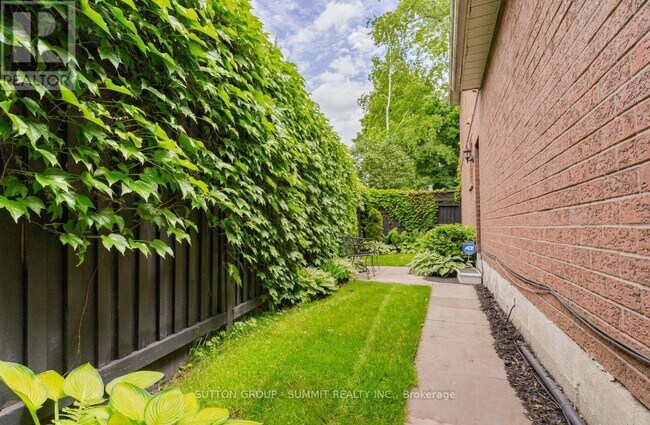 Building Photo - 1100 Feeley Ct