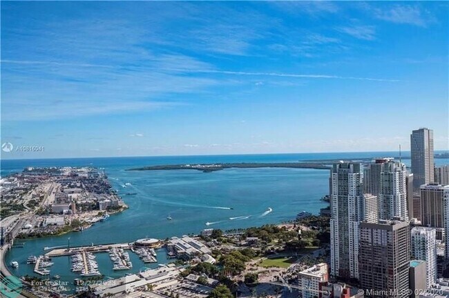Foto del edificio - 851 NE 1st Ave