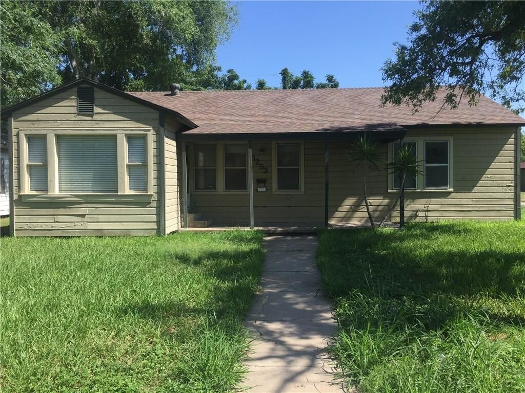 Primary Photo - 1253 Catherine Dr