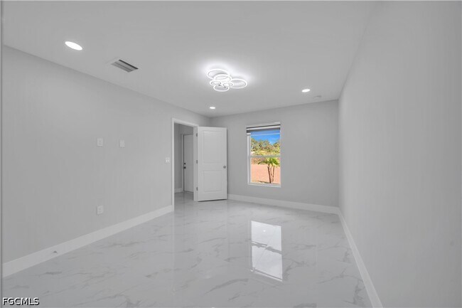Foto del edificio - 3819 3rd St W