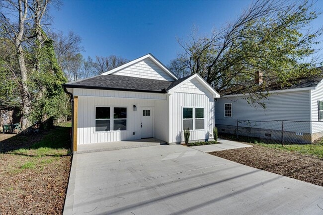 Building Photo - Brand New 3BR/2BA Home for Rent – Modern C...