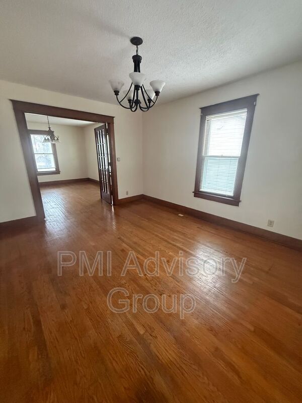 Foto del edificio - 734 SW Lindenwood Ave