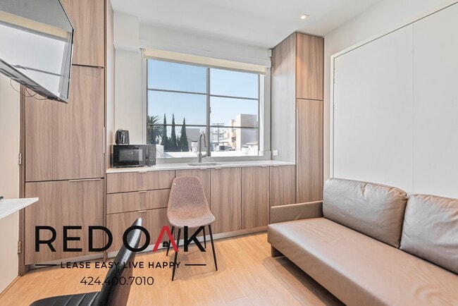 Building Photo - 11649 Mayfield Ave