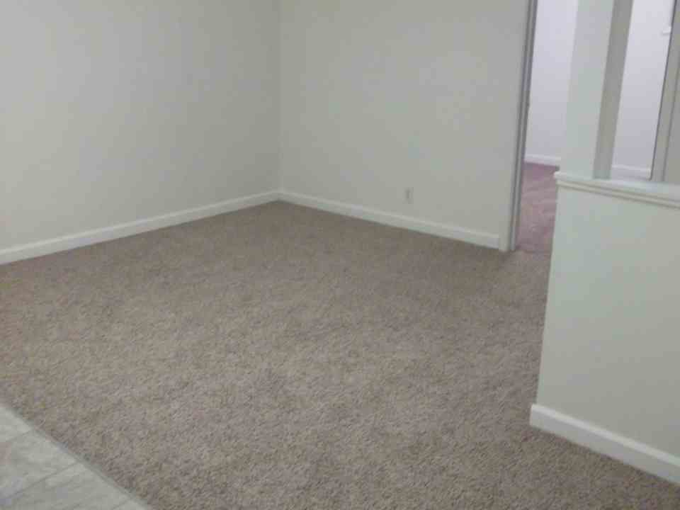 Building Photo - 2 bedroom in College Place WA 99324