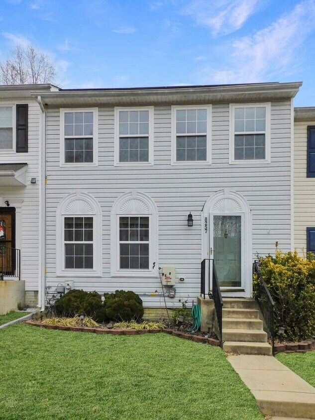 Townhouse with finished basement Townhome Rentals in Chesapeake Beach