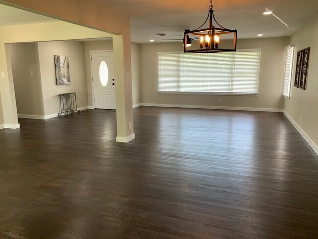 Living Room and Front Door - 332 Doddridge St