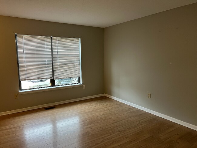 Building Photo - 101 Northwinds Dr