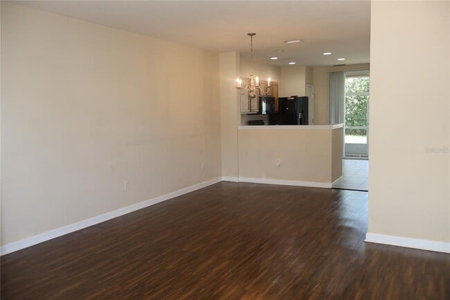Building Photo - 4445 SW 49th Ave