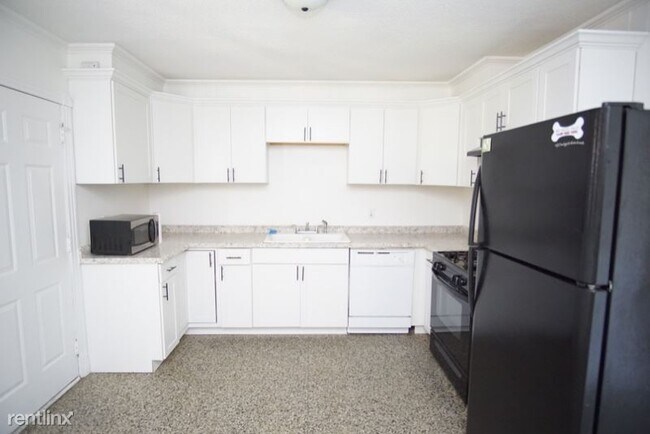 Building Photo - 2 br, 1 bath Townhome - 1334 Helios Ave