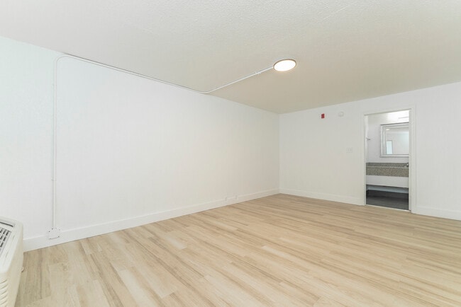 Building Photo - Russellville