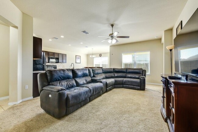 Building Photo - 100 Sulphur River Lp