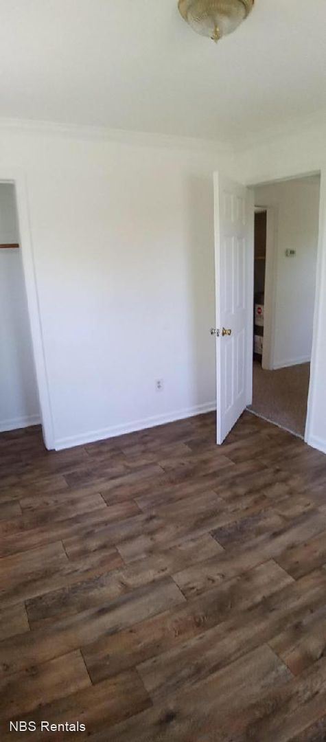 Building Photo - 2 br, 1 bath House - 904 Park Street