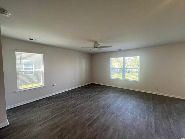Foto del edificio - 818 66th Ave N