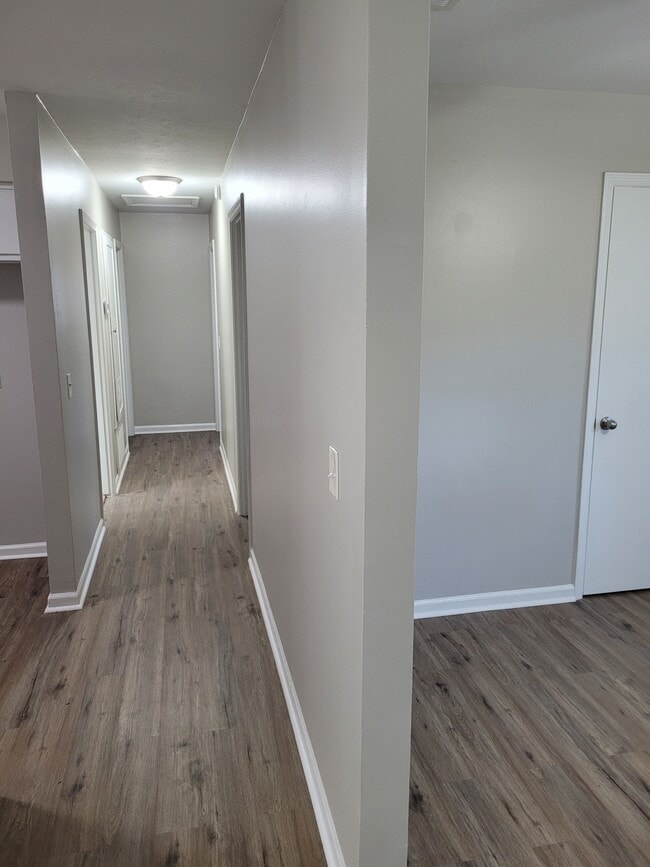 Foto del edificio - 1711 Floyd Rd