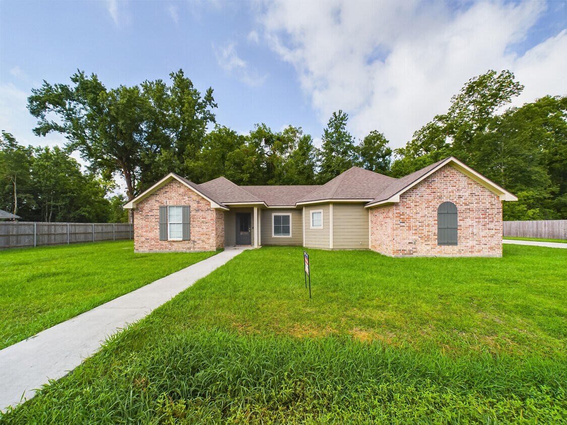 Foto principal - 1057 Timber Trails Rd