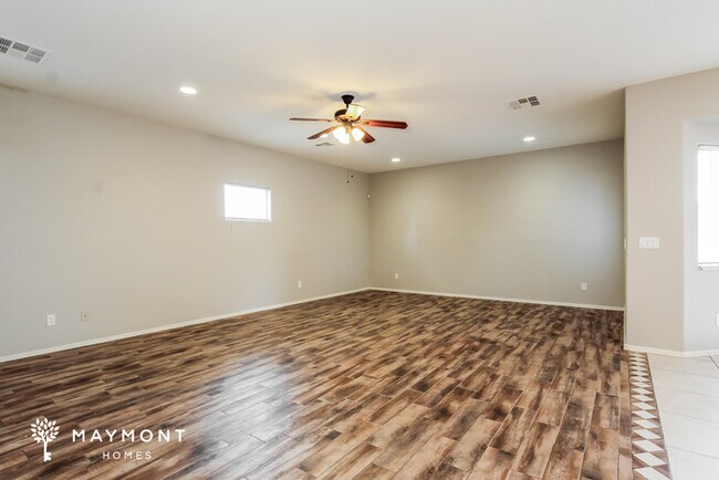 Foto del edificio - 18356 W Mission Ln