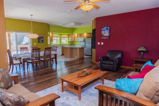 Foto del edificio - Move-In Ready | Fully Furnished | Serene Mountain Views