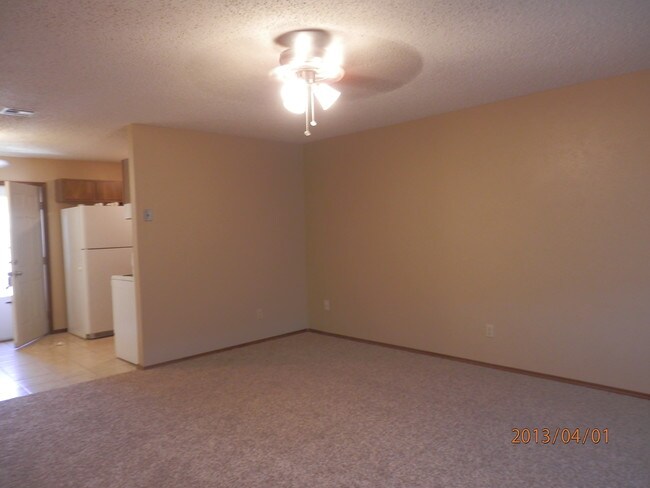 Building Photo - 7938 NW Crossland Cir