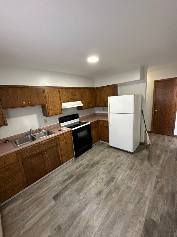 Foto del edificio - 516 Kendall Ave S