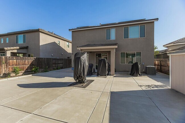 Foto del edificio - 3549 Taylor Ln
