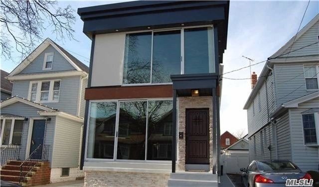 Primary Photo - 107-30 89th St