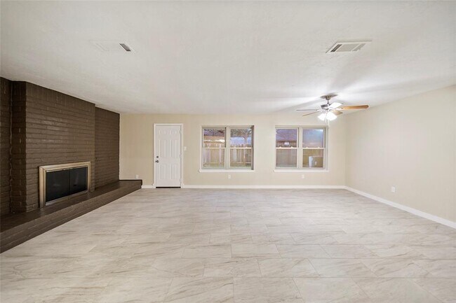 Building Photo - 5538 Birchgate Dr