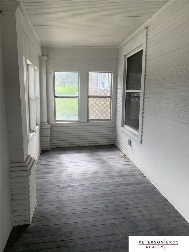 Building Photo - 2428 S 42nd St