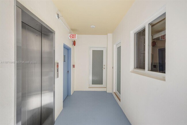 Foto del edificio - 2001 S Surf Rd