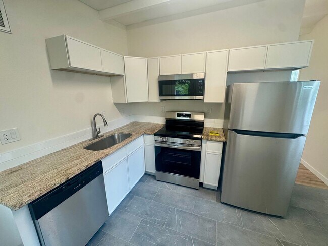 Foto del edificio - 2260 Ames St
