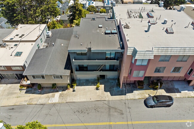 Primary - 647 Grand View Ave