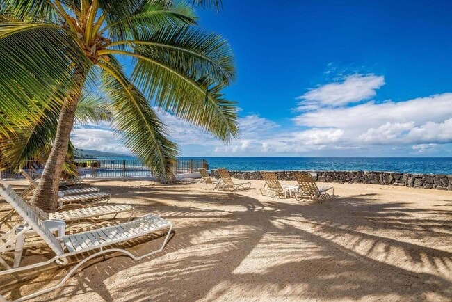 Building Photo - 75-6082-6082 Ali‘i Dr