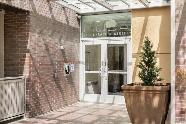 Building Photo - Modern Lock-and-Leave Living in the Heart of Central Park