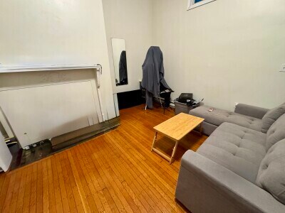 Foto del edificio - 35 Bay State Rd