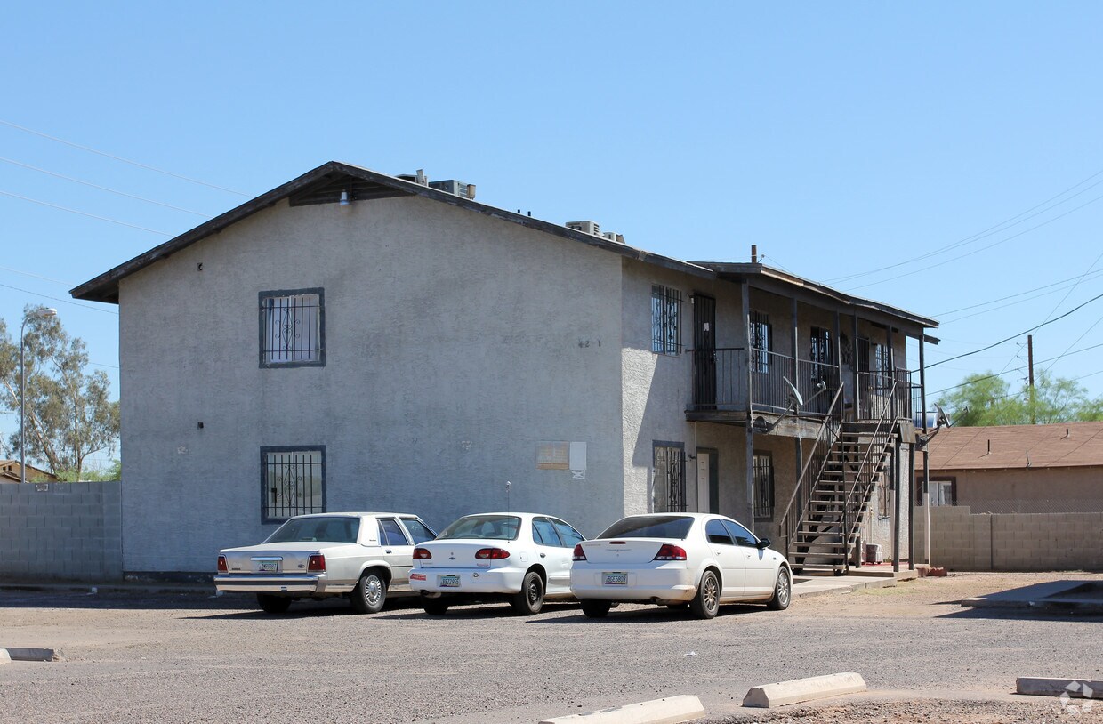 Primary Photo - 4211-4217 S 3rd St
