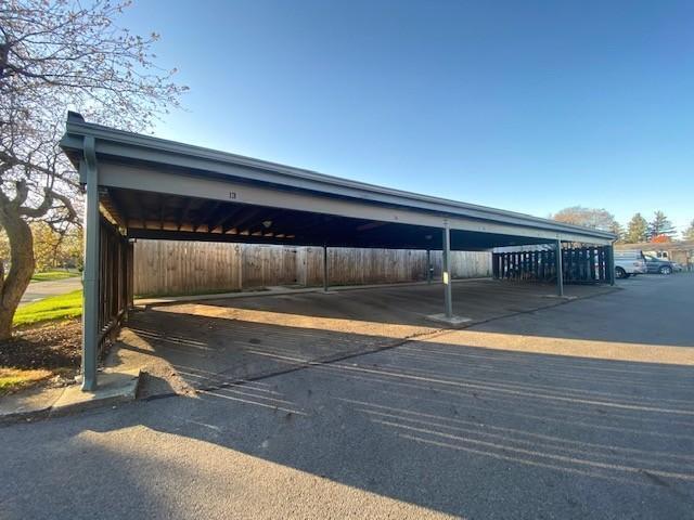 Building Photo - 1046 Merrimar Cir N