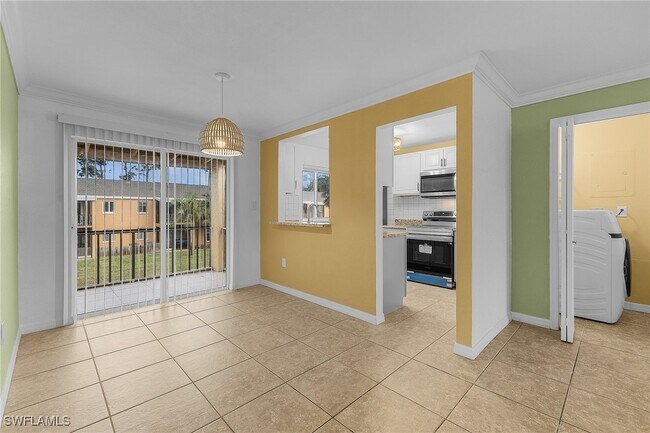 Foto del edificio - 12640 Kenwood Ln
