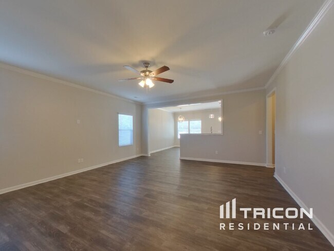 Building Photo - 4942 Staffordshire Ln