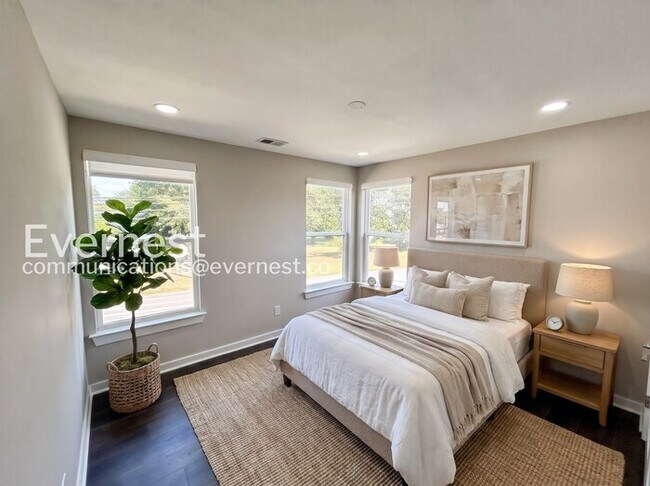 Foto del edificio - 600 Mason Ward Pl