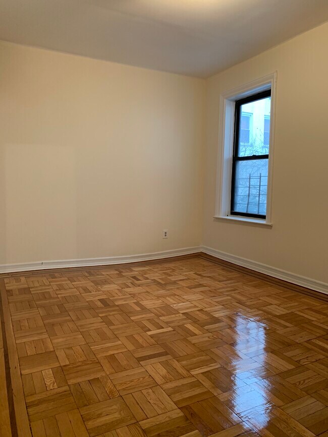 Foto del edificio - 199 Gelston Ave