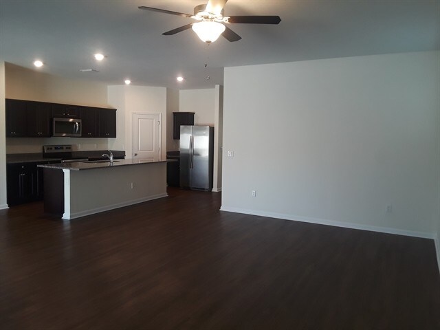 Building Photo - 8708 Layalie Way