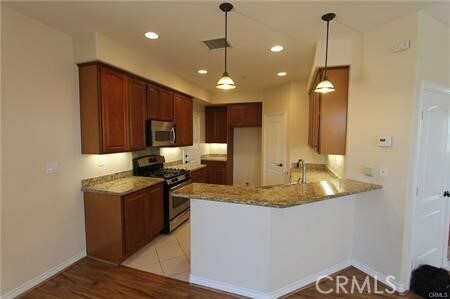 Foto del edificio - 8701 Belmont St