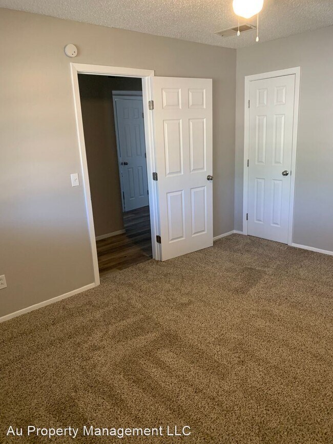 Building Photo - 4 br, 2 bath House - 1910 Kirkland Dr