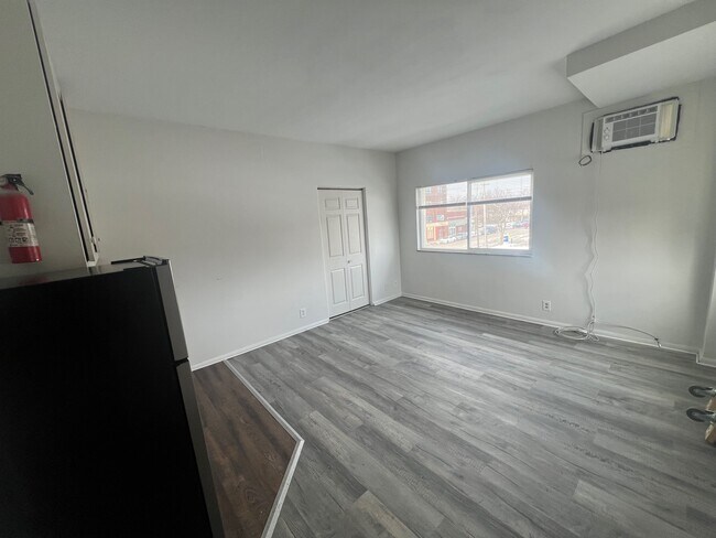 Foto del edificio - College Street Apartments