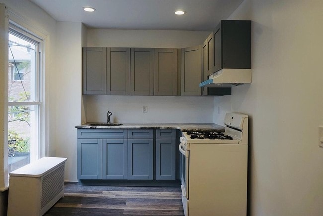 Building Photo - 115 Belmont Ave