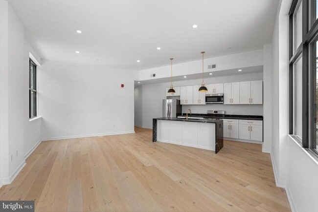 Foto del edificio - 36 N Narberth Ave