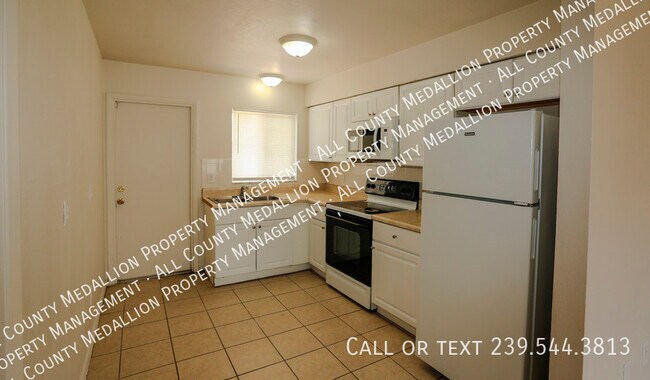 Foto del edificio - 120 Gordon Ave S