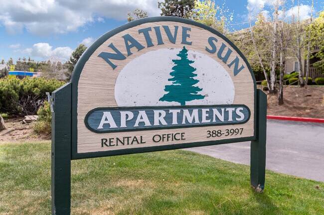 Native Sun | Señalización - Native Sun Apartments