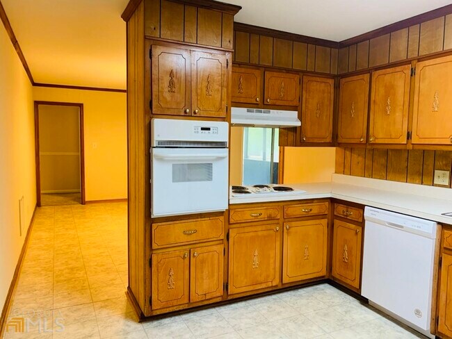 Building Photo - 105 Sunrise Dr