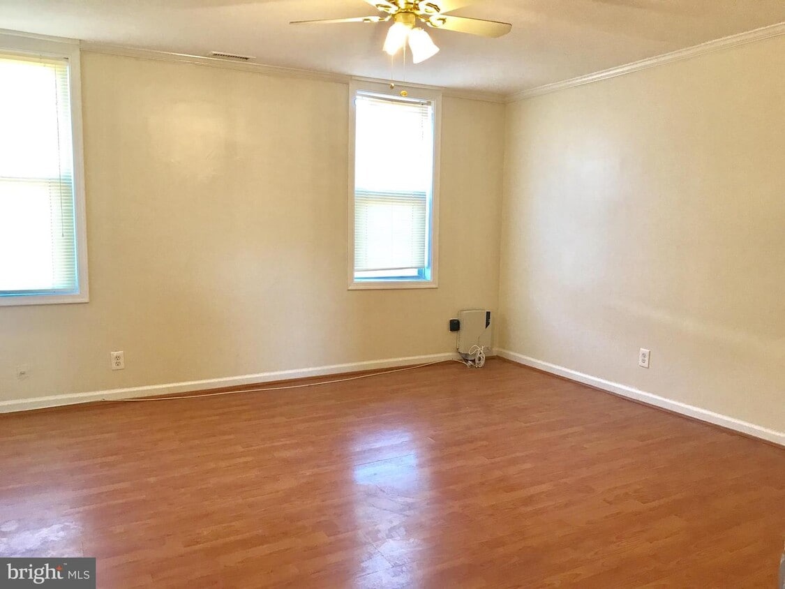 2547 Salmon St Unit 3, Philadelphia, PA 19125 Apartment for Rent in