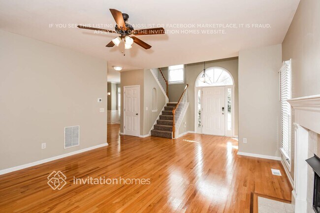 Foto del edificio - 2026 Castlemaine Cir